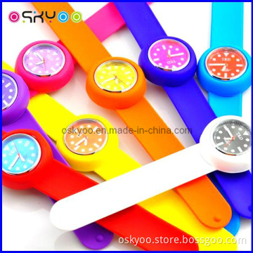 Fashion Colorful Face Papa Silicon Slap-up Quartz Digital Wrist Watch (P6700)